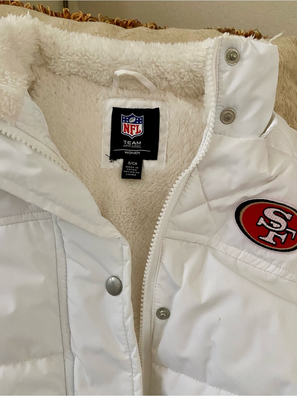 NFL White Quilted Team Puffer Jacket with SF Patch - Picture 2 of 2